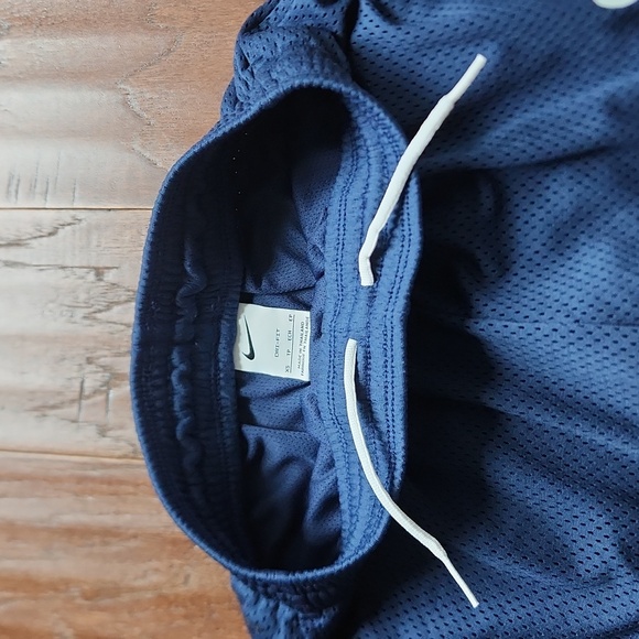 Boys Nike Dri-FIT athletic shorts - Picture 3 of 7